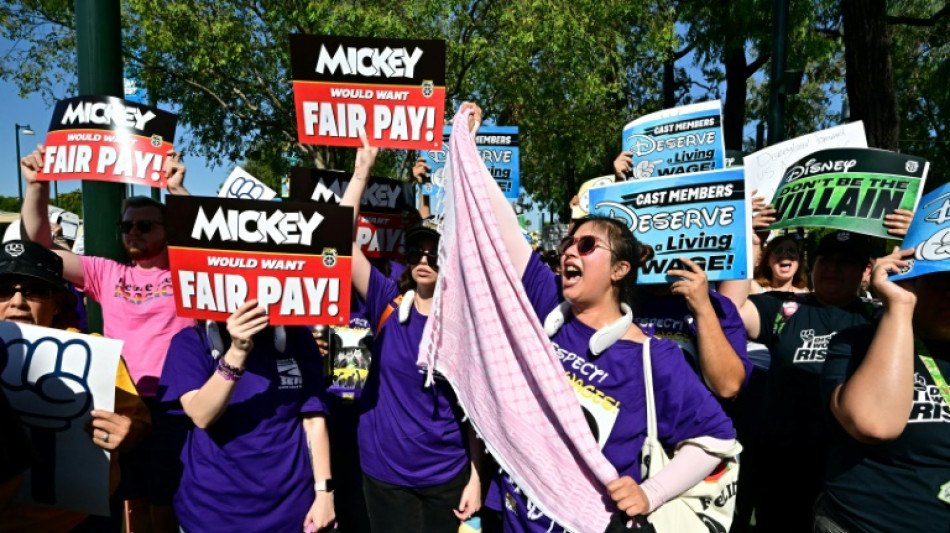 Le parc Disneyland de Californie évite une grève, grâce à un accord avec les syndicats