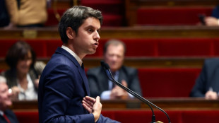 Gabriel Attal face à sa première motion de censure avant le remaniement