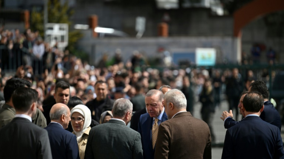 Municipales en Turquie: première tendance favorable à l'opposition à Istanbul et Ankara