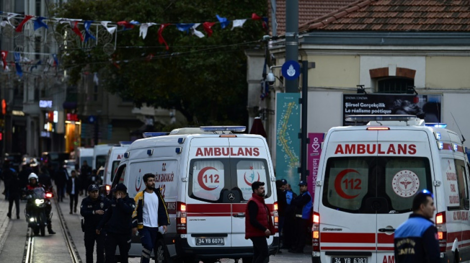 Turquie: au moins six morts dans un attentat attribué à "une femme" au coeur d'Istanbul 