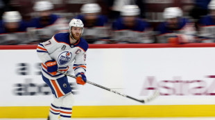 Oilers down Panthers to keep Stanley Cup dream alive