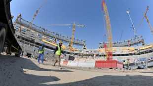 Morts sur les chantiers du Mondial-2022: l'impossible décompte