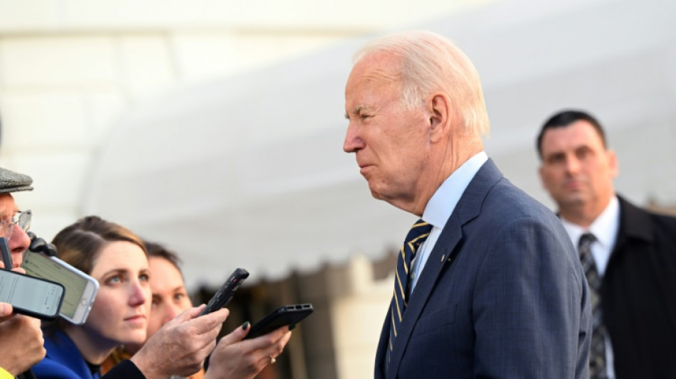 La découverte de documents confidentiels gêne l'administration Biden