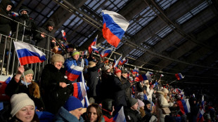 Thousands of Russians cheer for Putin at patriotic rally