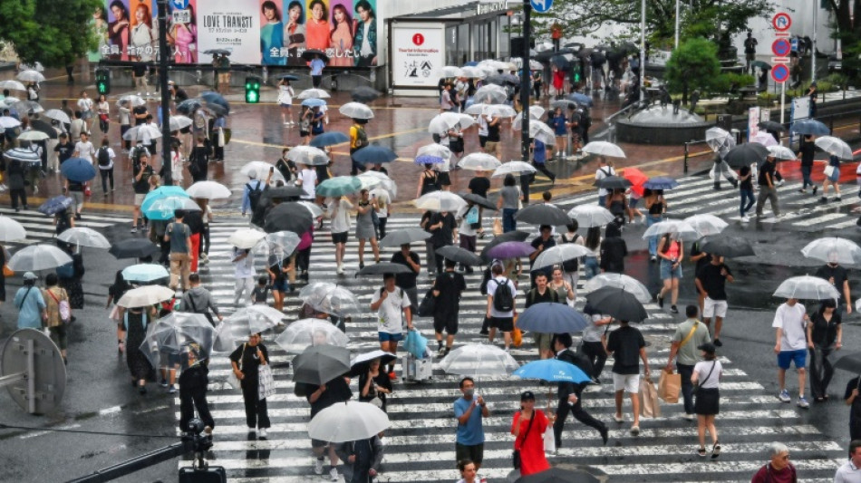 Japon: un typhon "très fort" touche la région de Tokyo