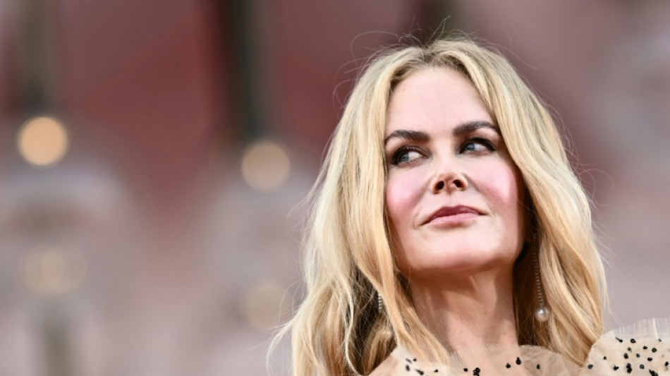 Nicole Kidman recebe prêmio Volpi de melhor atriz por 'Babygirl'