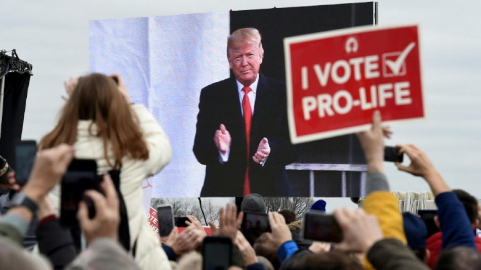 Prudent sur l'avortement, Trump veut laisser les Etats américains légiférer