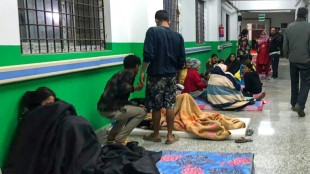 Al menos 119 muertos por un sismo en Nepal