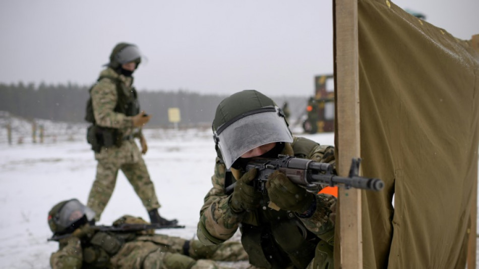 Belarus cadets train on Russian tanks amid fears of bigger conflict